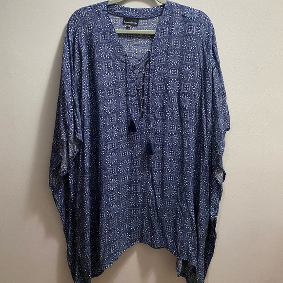 BAMBOO BLONDE COVERUP/PONCHO - Picture 1 of 3